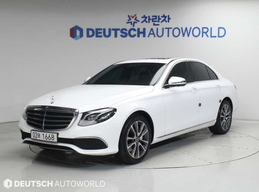 벤츠 E 클래스 E300 익스클루시브