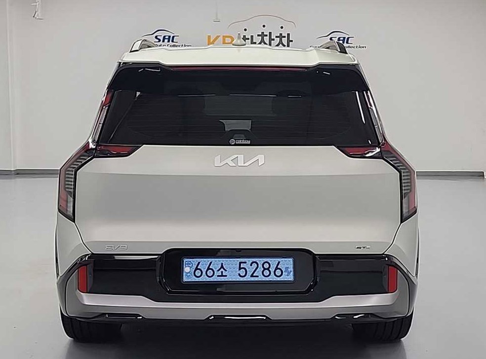 기아 EV9 롱레인지 4WD 사진 4