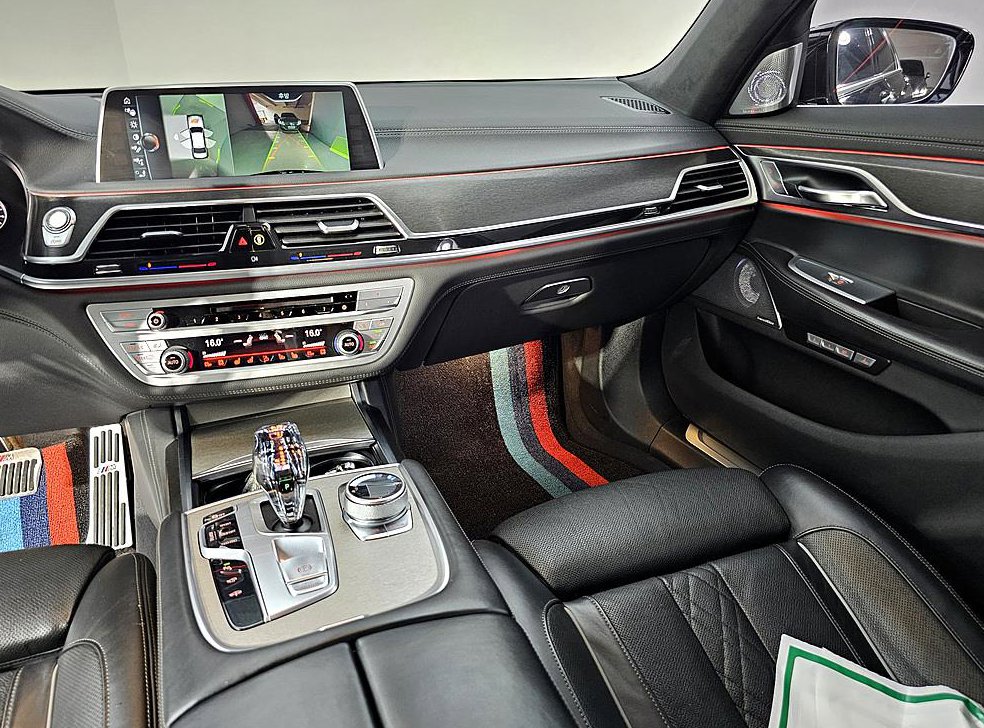 BMW 7시리즈 750Li xDrive 사진 10