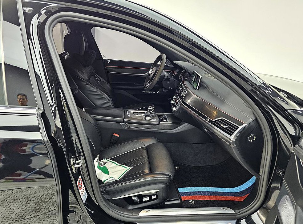BMW 7시리즈 750Li xDrive 사진 11
