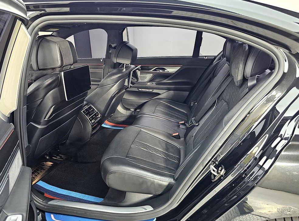 BMW 7시리즈 750Li xDrive 사진 9