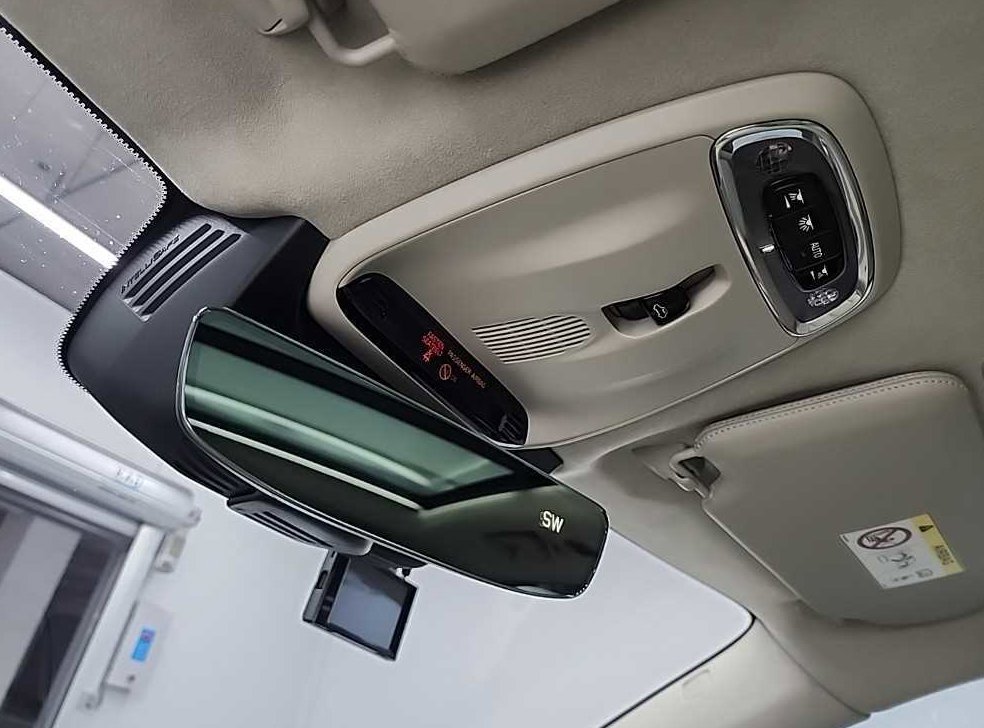 볼보 XC90 2.0 T8 AWD 사진 17