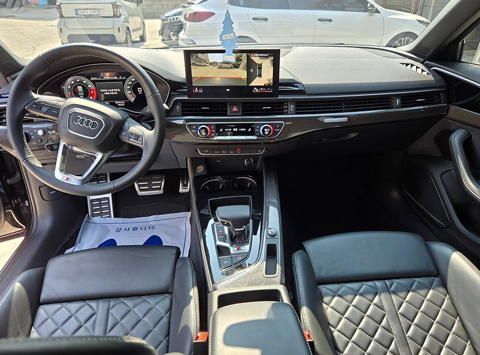 아우디 S4 3.0 TFSI 콰트로 사진 9