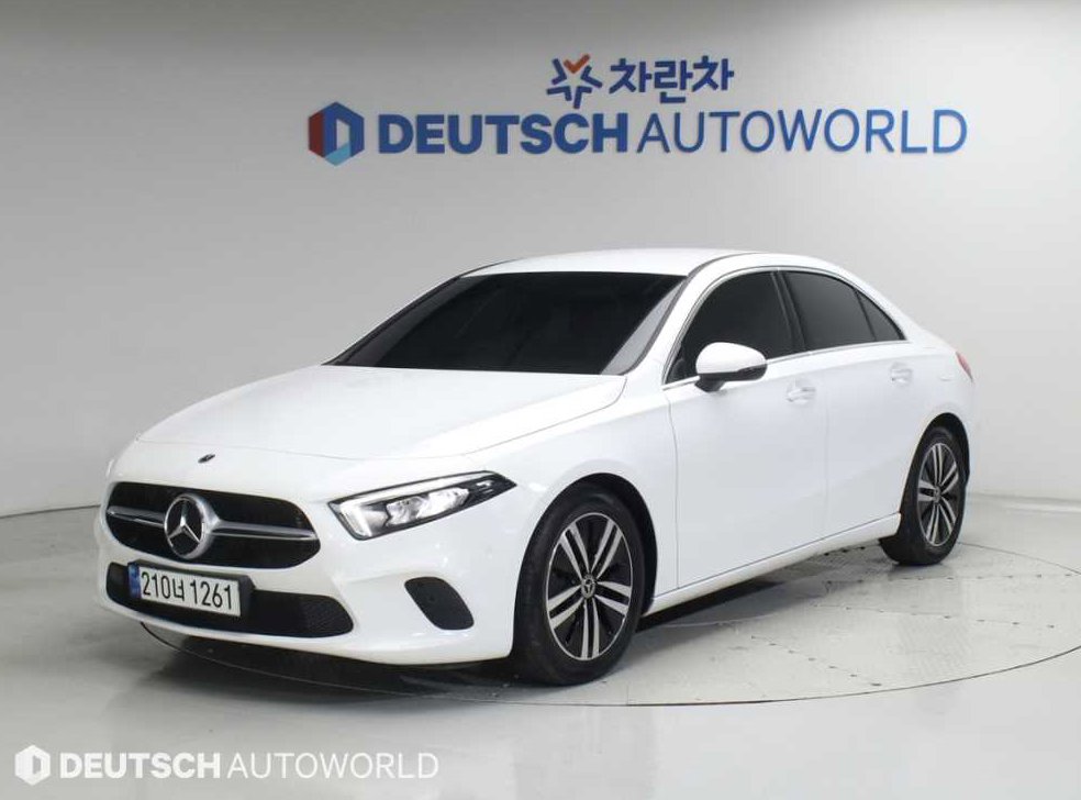 벤츠 A 클래스 A220 세단