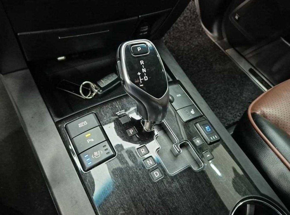 기아 모하비 디젤 4WD KV300 사진 8