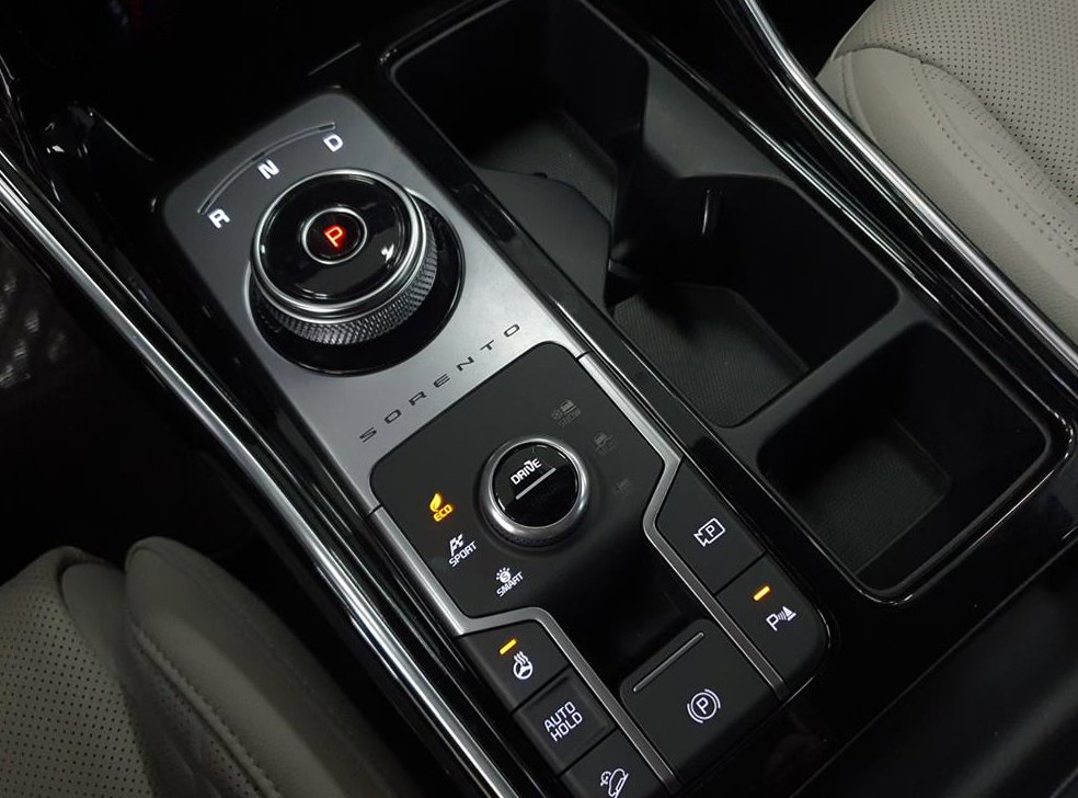 기아 쏘렌토 HEV 1.6 4WD 그래비티 사진 18