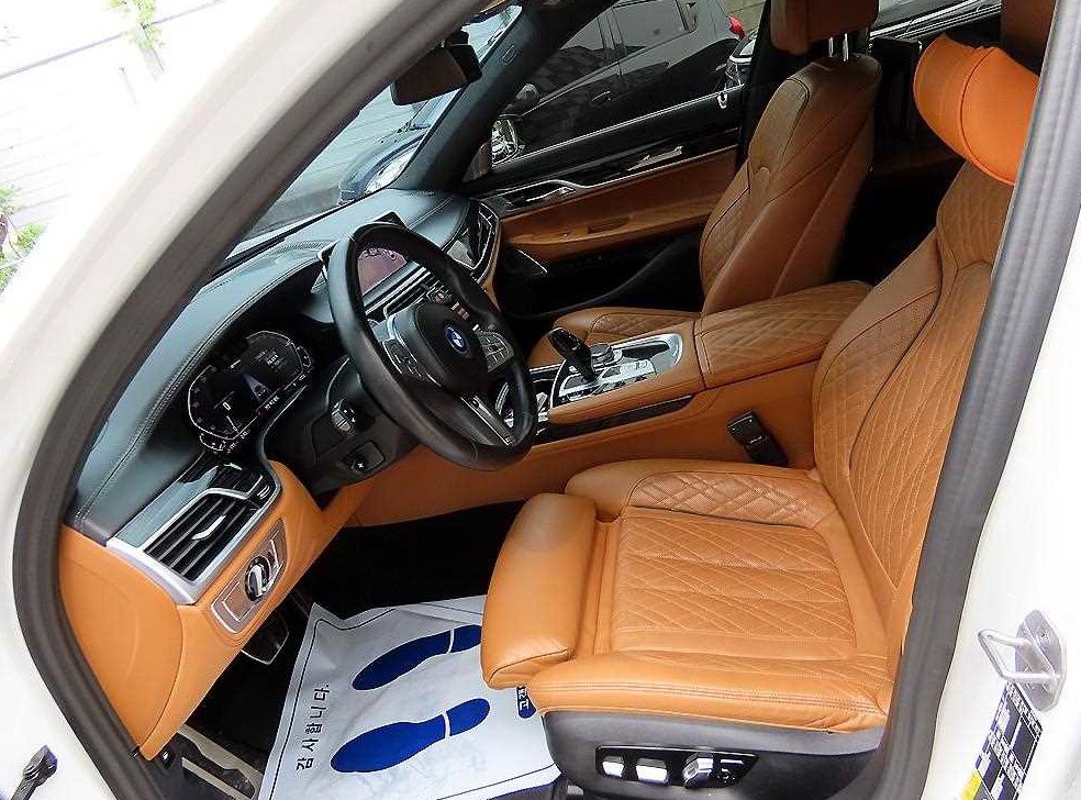 BMW 7시리즈 745e i퍼포먼스 M스포츠 사진 5