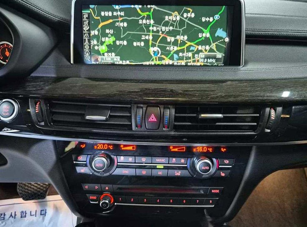 BMW X6 xDrive 30d 사진 18