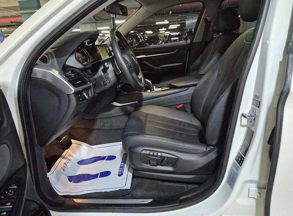BMW X6 xDrive 30d 사진 6