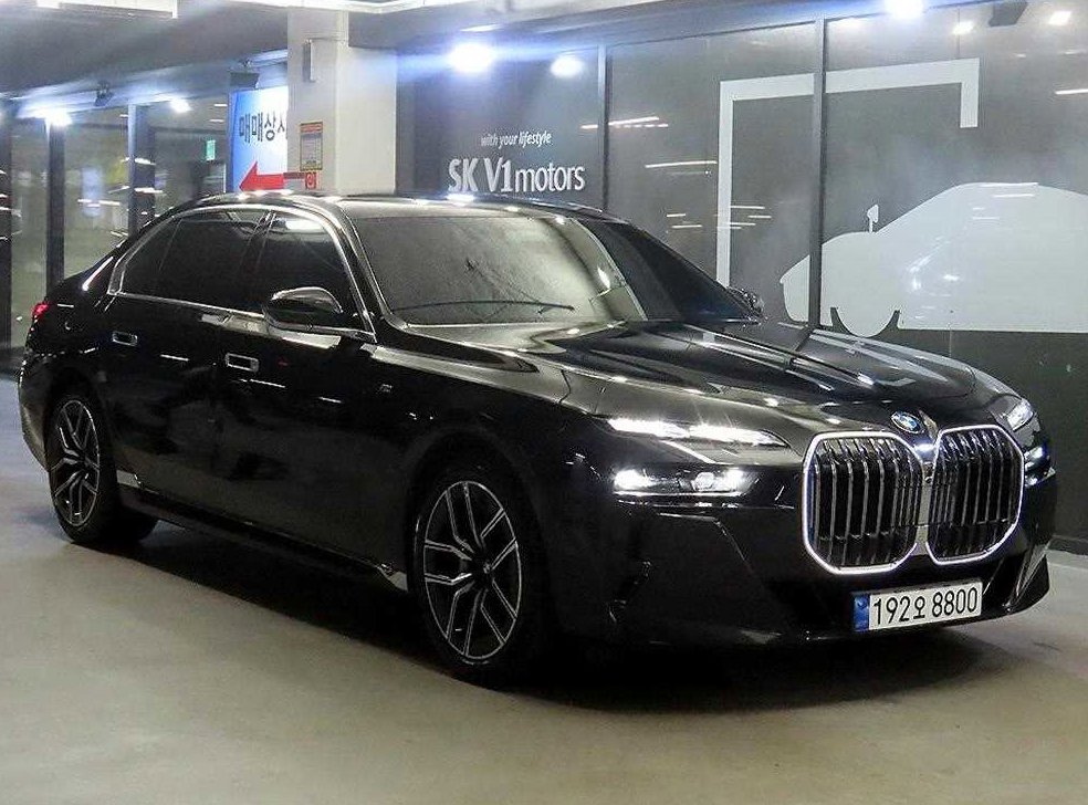 BMW 7시리즈 740i sDrive M 스포츠