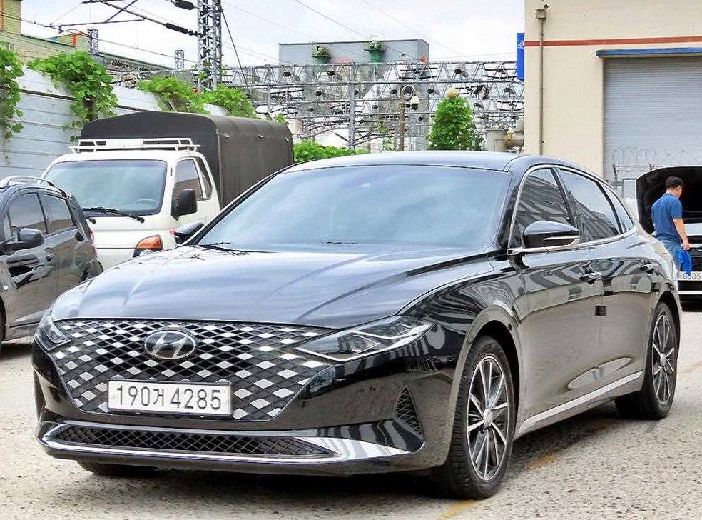 현대 그랜저 LPI 3.0 프리미엄(렌터카) 사진 2