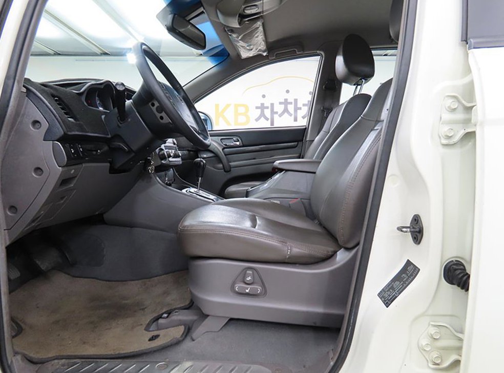 KG모빌리티(쌍용)  코란도 4WD GT 사진 5