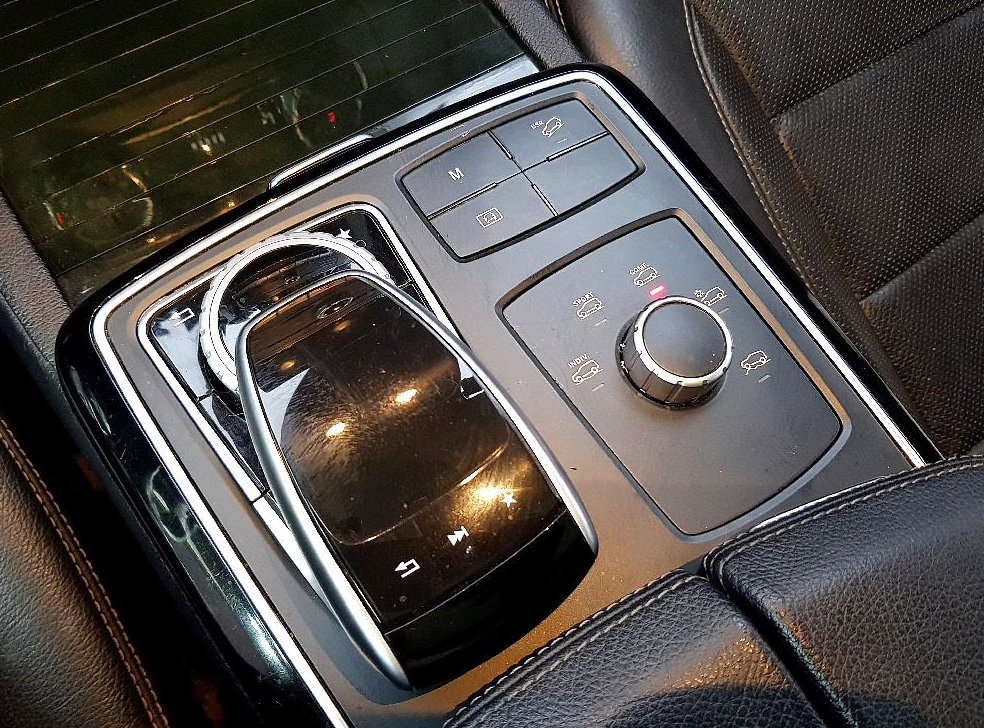 벤츠 GLE 클래스 GLE 350 d 4MATIC 사진 12