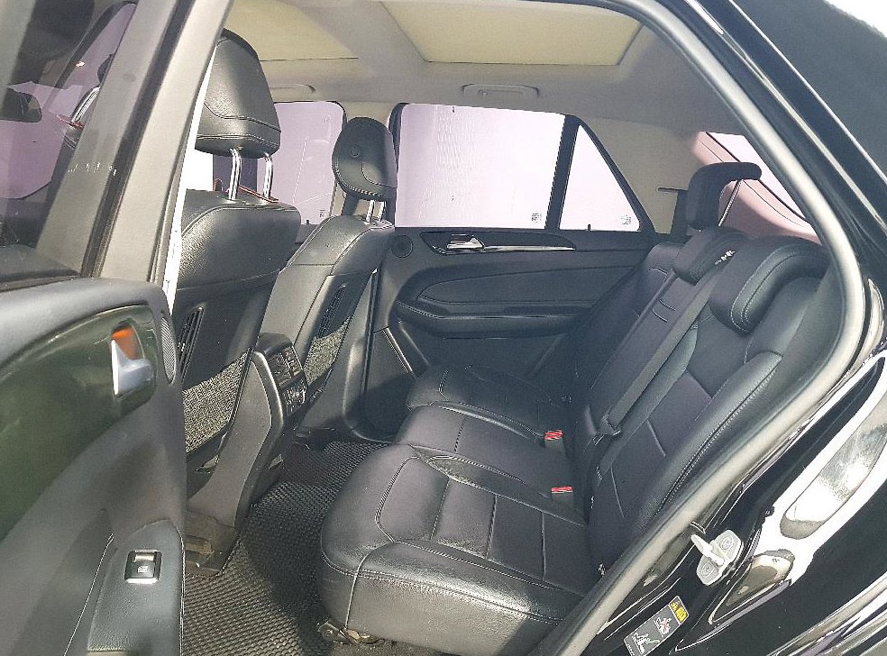 벤츠 GLE 클래스 GLE 350 d 4MATIC 사진 9