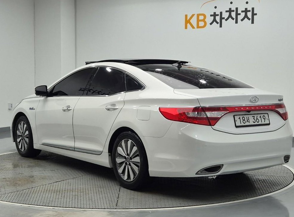 현대 그랜저 PREMIUM 사진 2