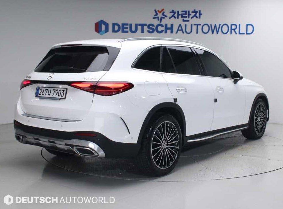 벤츠 GLC 클래스 GLC300 4MATIC 사진 2