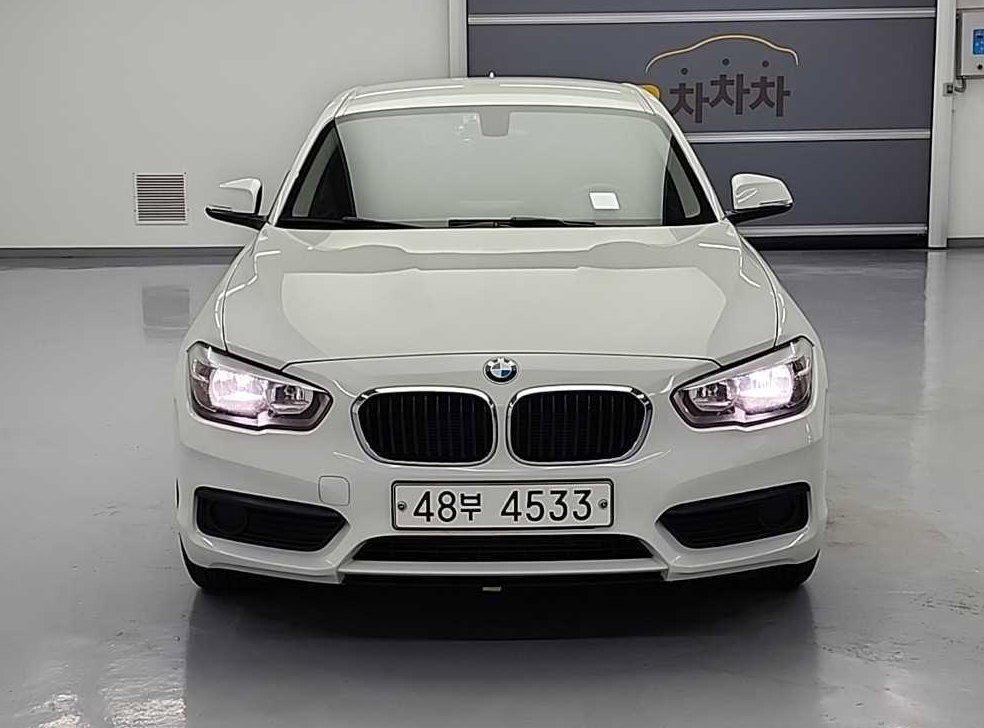 BMW 1시리즈 118d 스포츠 사진 2