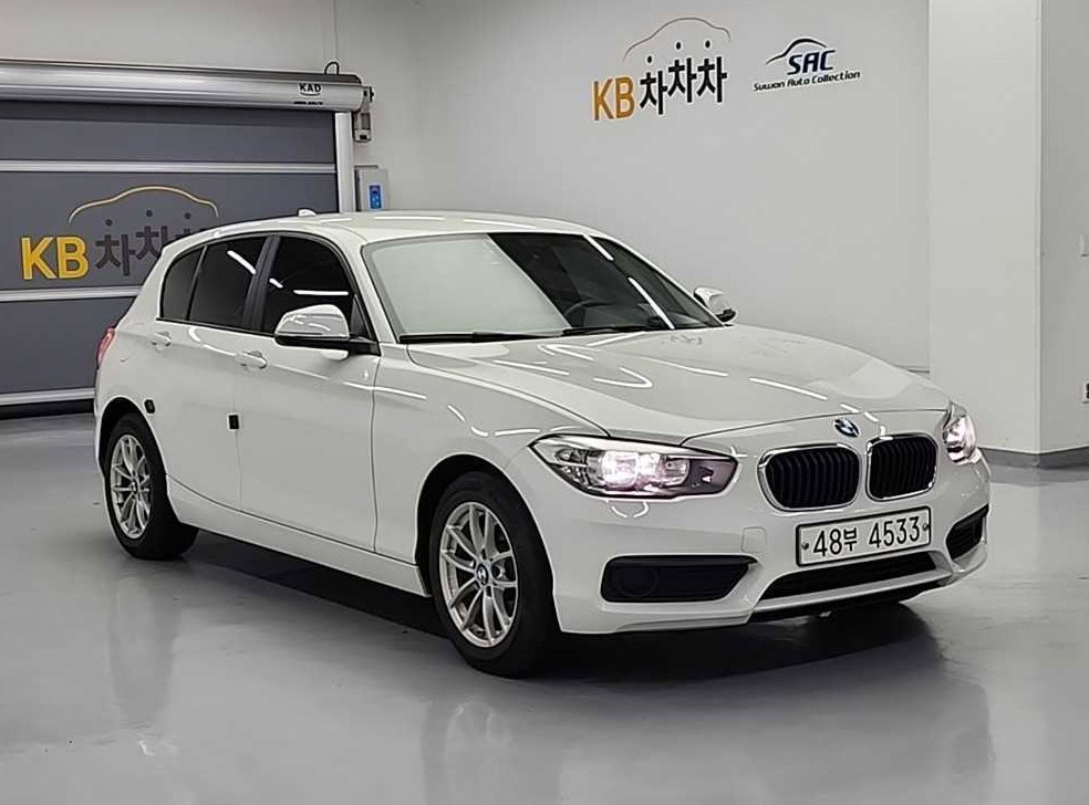 BMW 1시리즈 118d 스포츠 사진 4