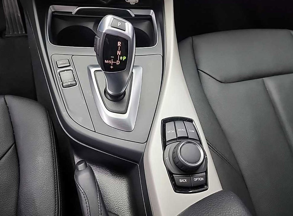 BMW 1시리즈 118d 스포츠 사진 8