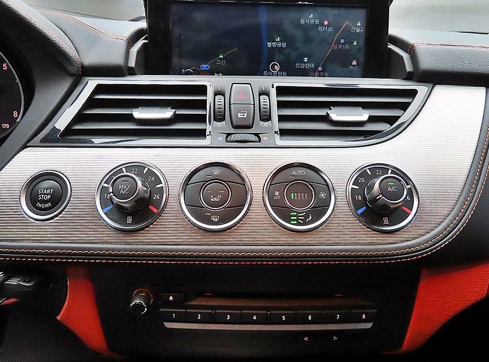 BMW Z4 sDrive 28i 사진 11