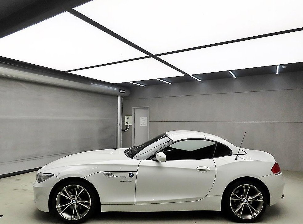 BMW Z4 sDrive 28i 사진 4