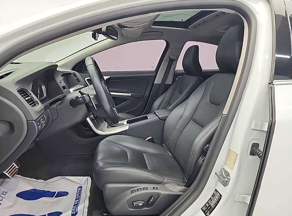 볼보 S60 D2 사진 11