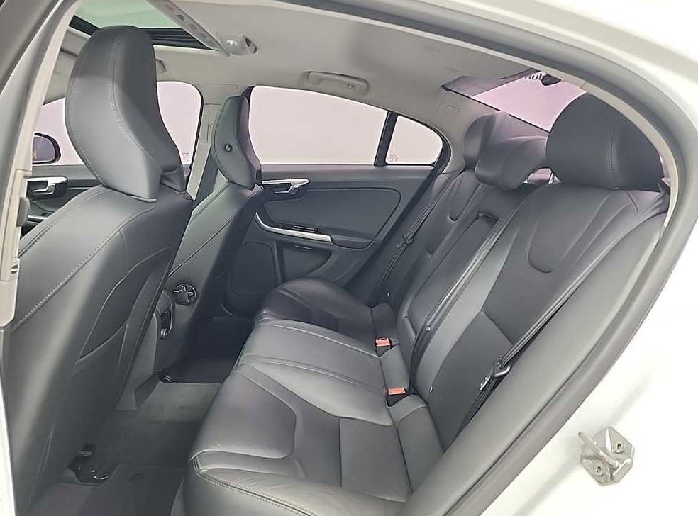 볼보 S60 D2 사진 12