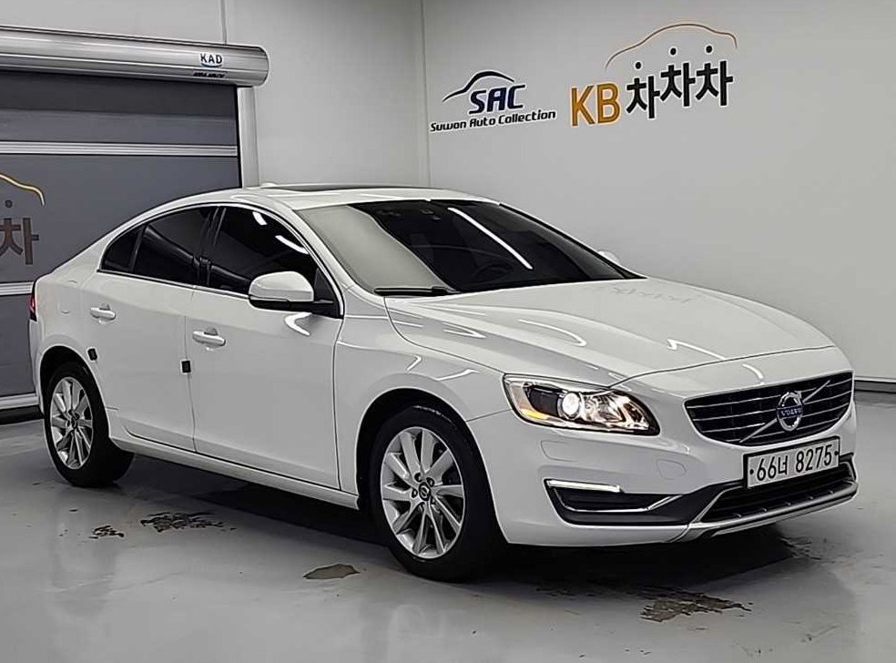 볼보 S60 D2 사진 4