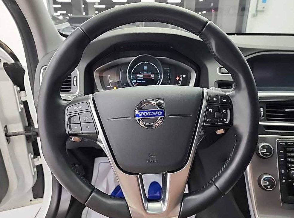 볼보 S60 D2 사진 9