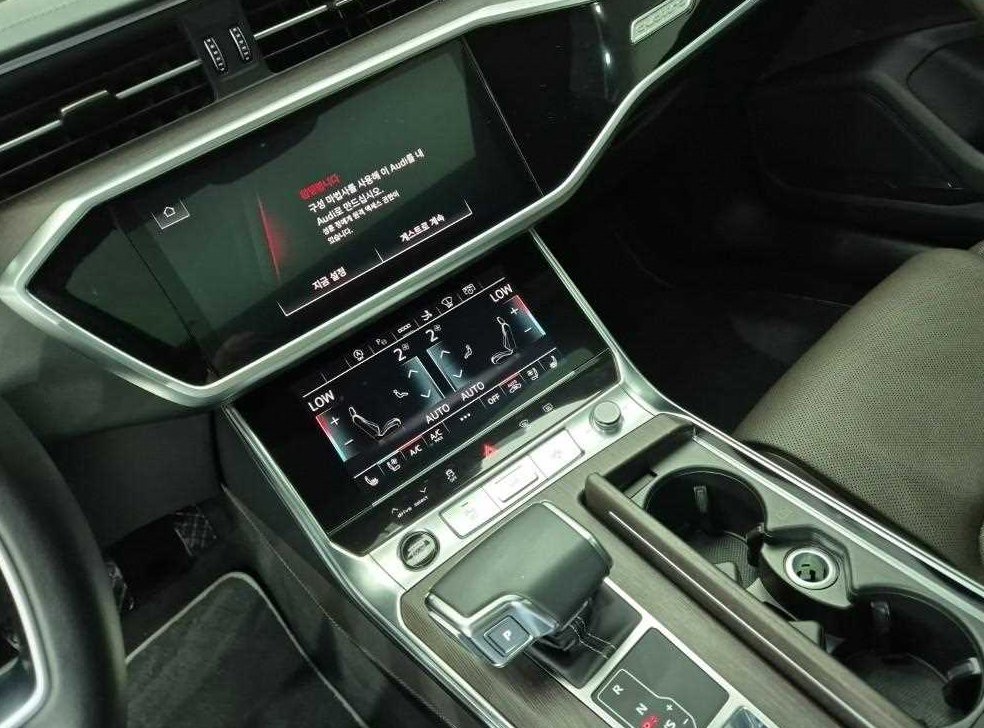 아우디 A7 55 TFSI 콰트로 프리미엄 사진 10