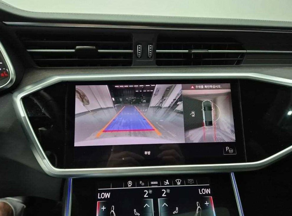 아우디 A7 55 TFSI 콰트로 프리미엄 사진 14