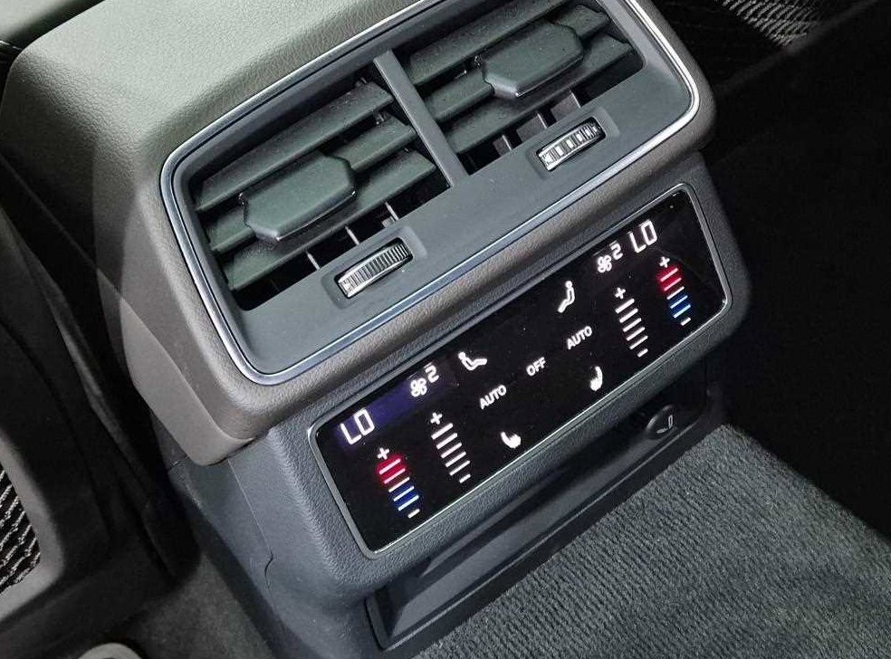 아우디 A7 55 TFSI 콰트로 프리미엄 사진 19