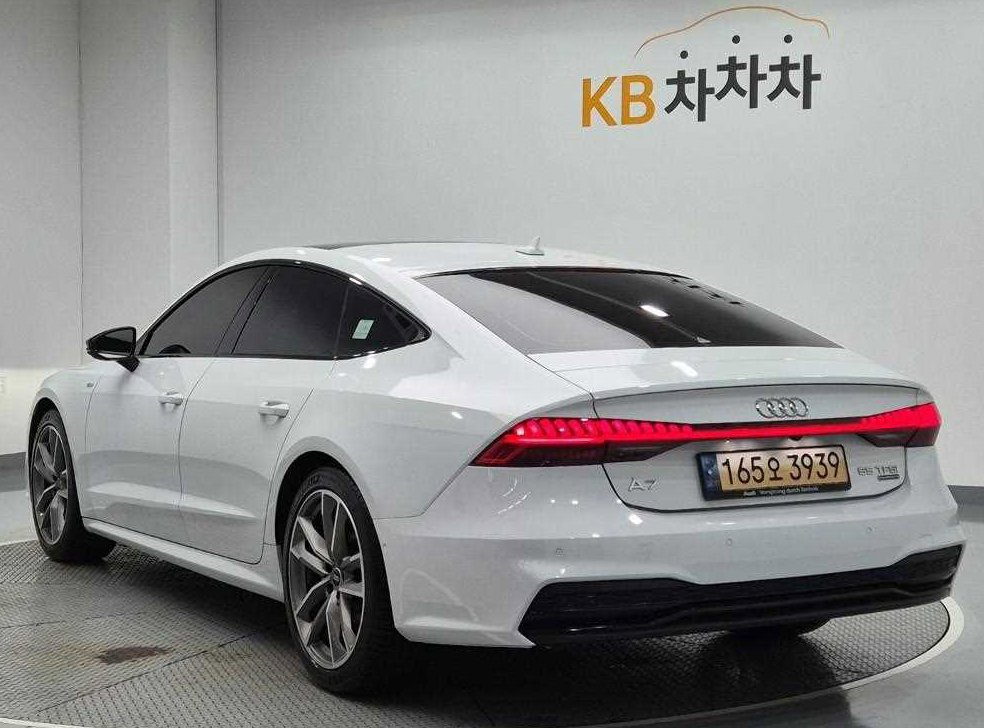 아우디 A7 55 TFSI 콰트로 프리미엄 사진 2