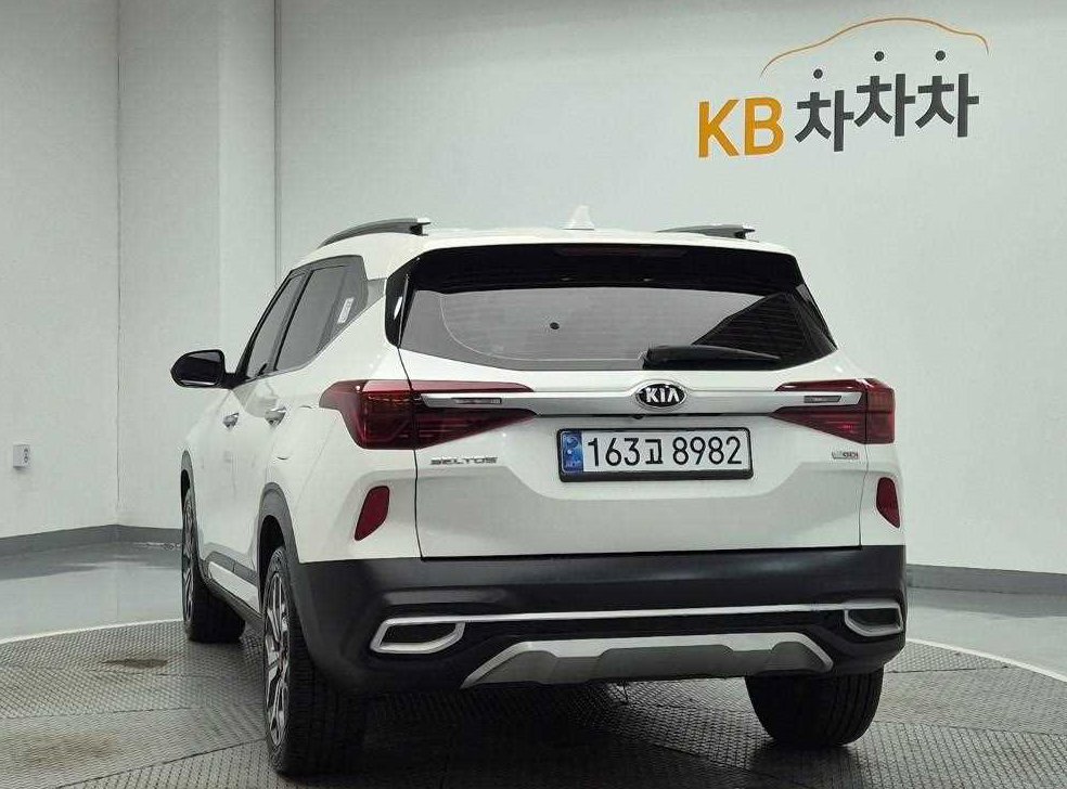 기아 셀토스 가솔린 1.6 터보 2WD 사진 2