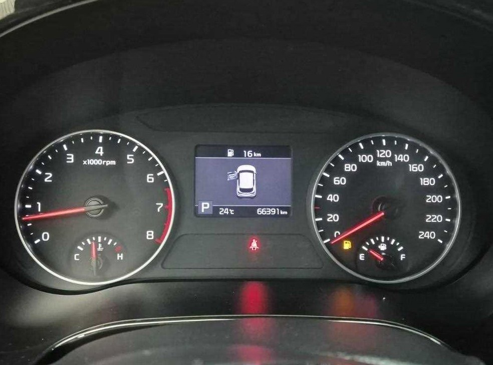 기아 셀토스 가솔린 1.6 터보 2WD 사진 6