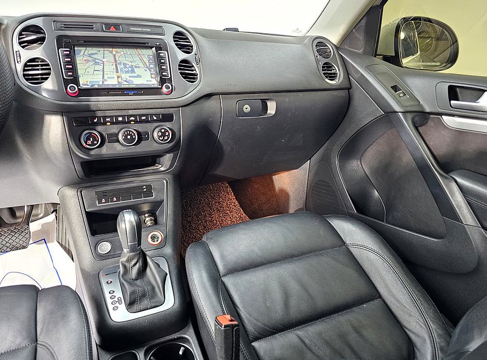 폭스바겐 티구안 2.0 TDI 컴포트 사진 10