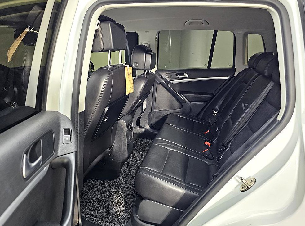폭스바겐 티구안 2.0 TDI 컴포트 사진 9