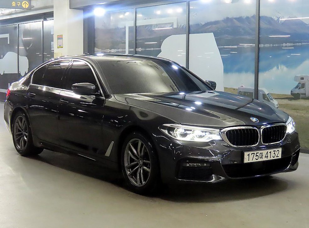 BMW 5시리즈 520i M 스포츠