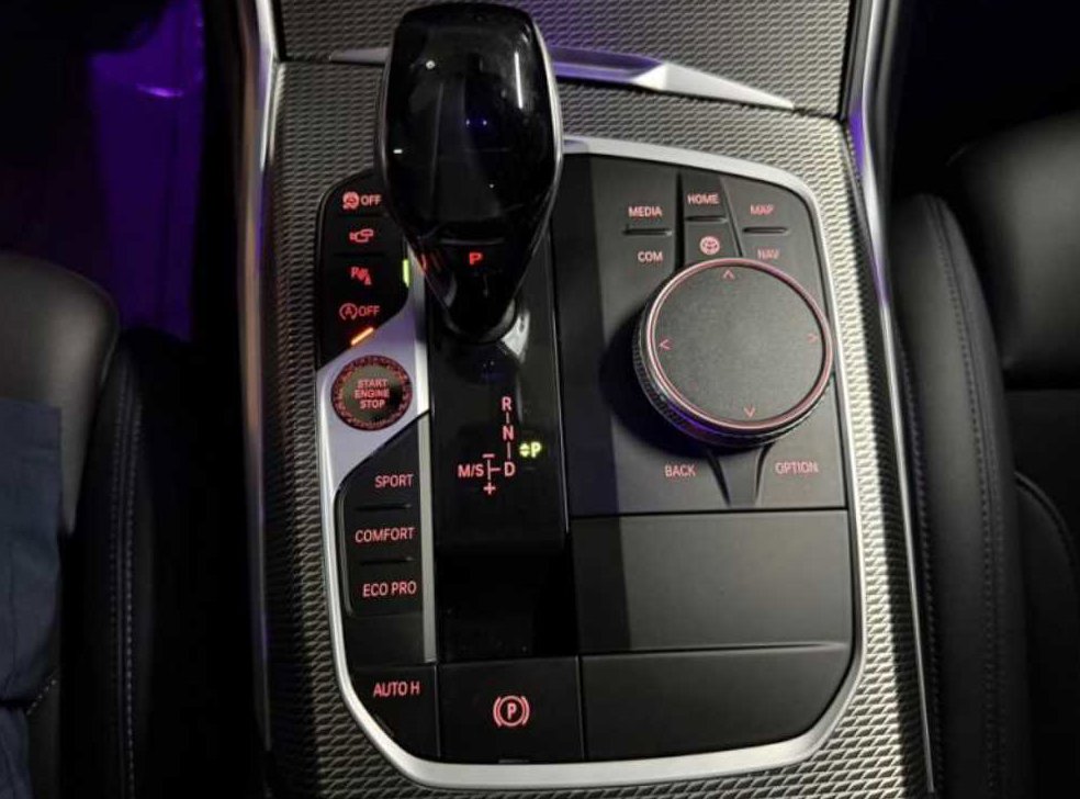 BMW 3시리즈 320i M 스포츠 사진 11