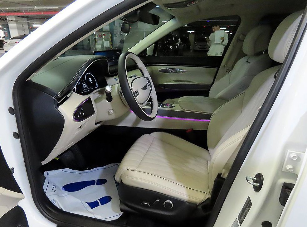 제네시스 GV70 2.5T 가솔린 AWD 사진 6