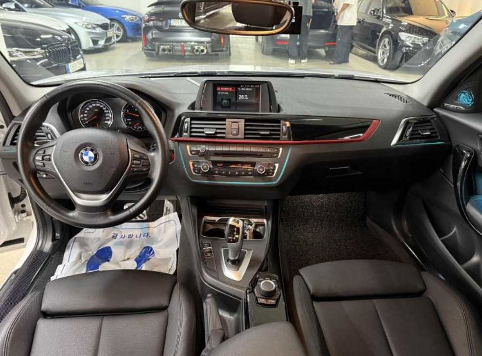 BMW 1시리즈 118d 스포츠 스페셜 에디션 사진 8