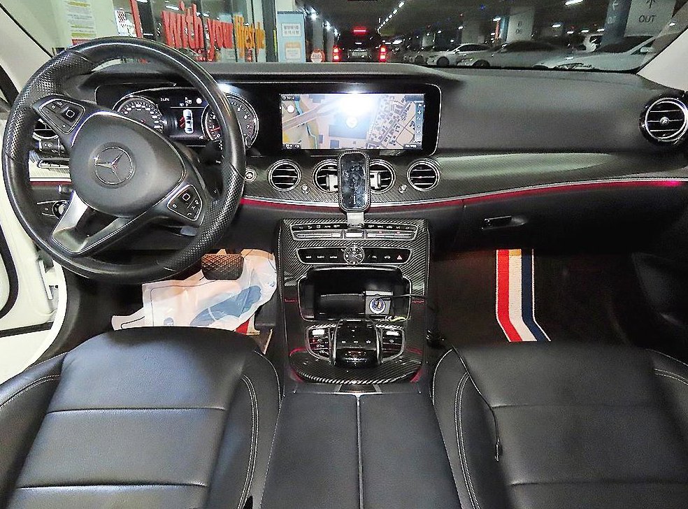 벤츠 E 클래스 E200 아방가르드 사진 10