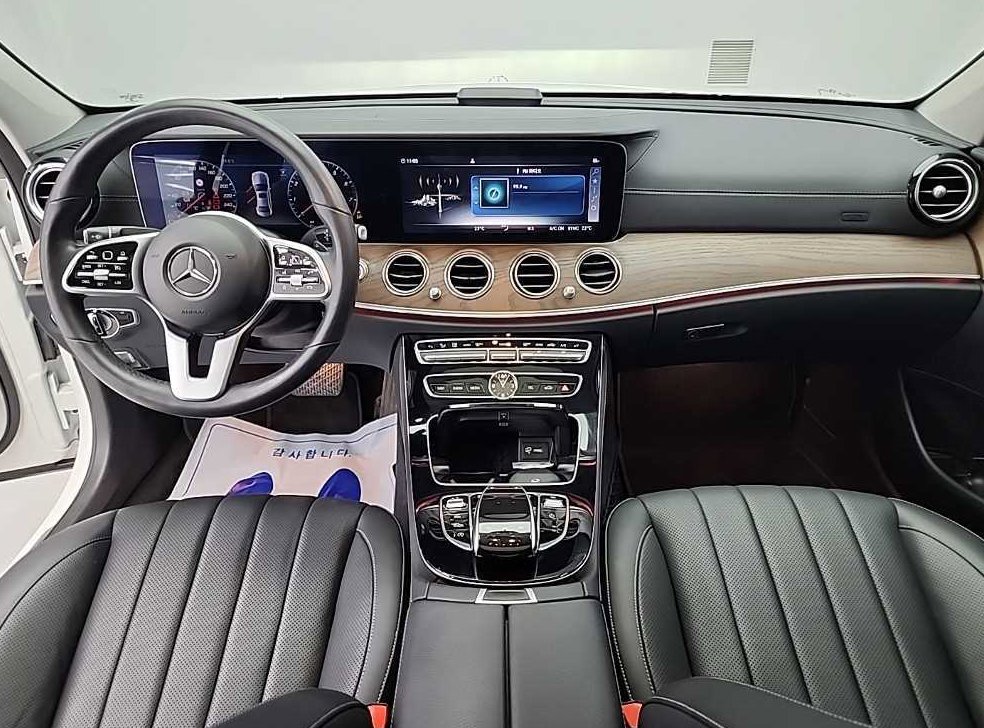 벤츠 E 클래스 E300 익스클루시브 사진 8