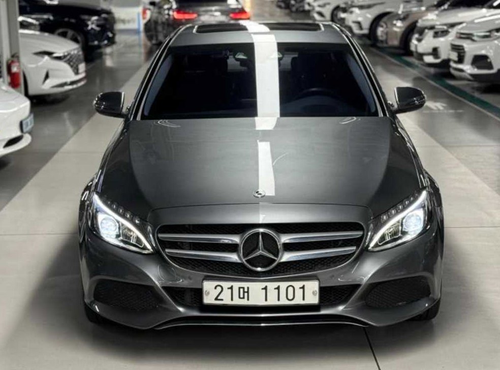 벤츠 C 클래스 C200 아방가르드