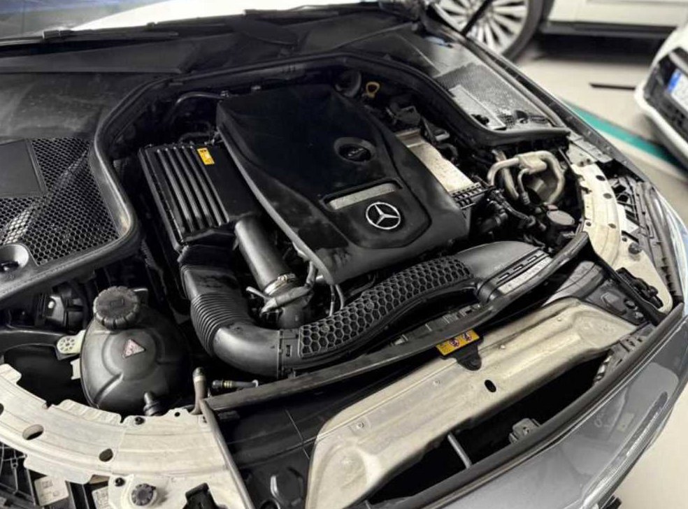 벤츠 C 클래스 C200 아방가르드 사진 20
