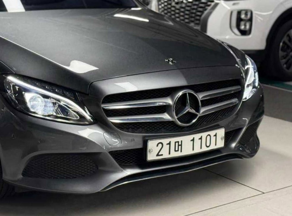 벤츠 C 클래스 C200 아방가르드 사진 3