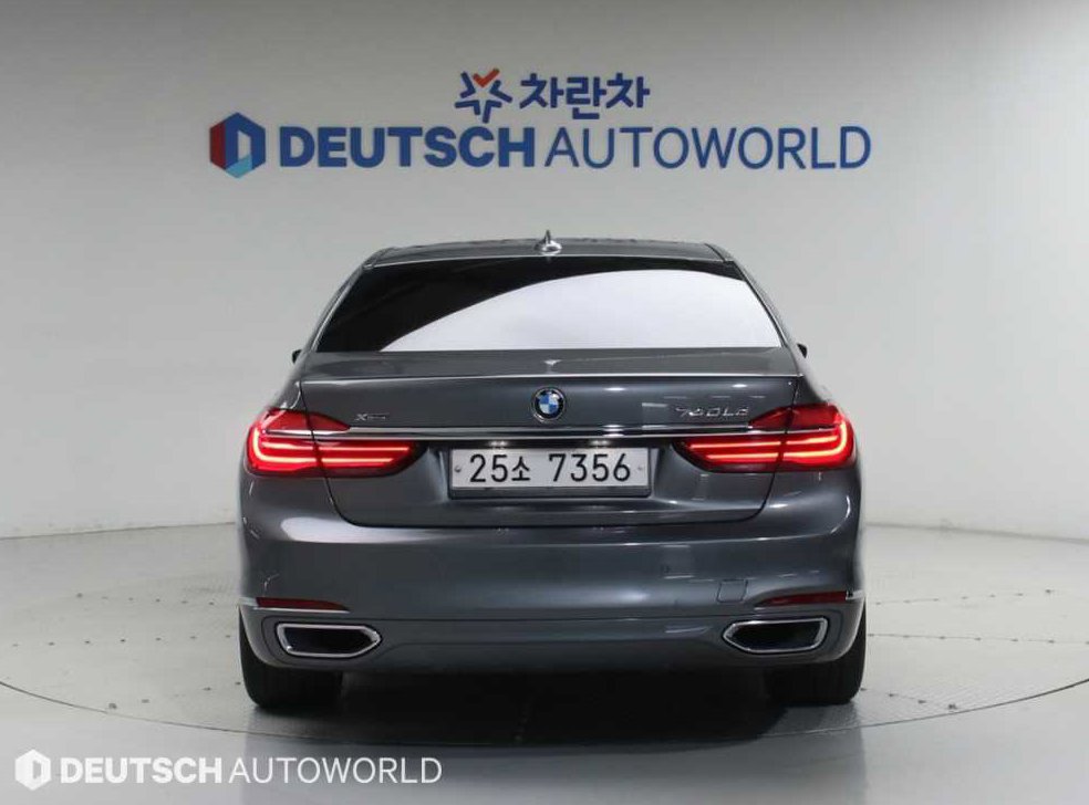 BMW 7시리즈 730Ld xDrive 사진 4