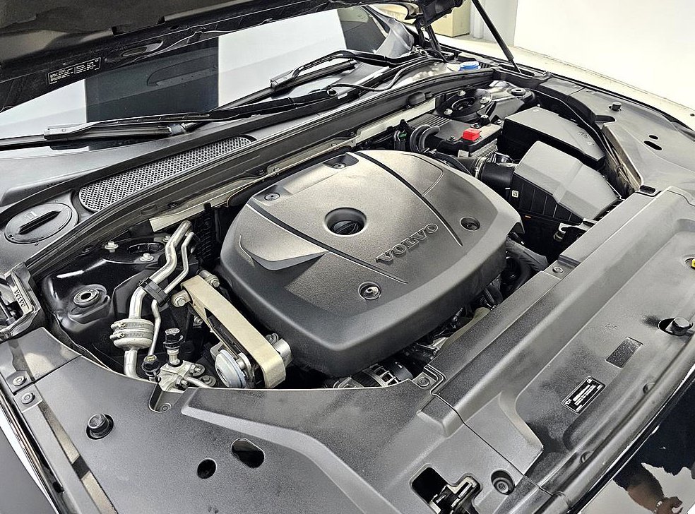 볼보 S90 T5 모멘텀 사진 6