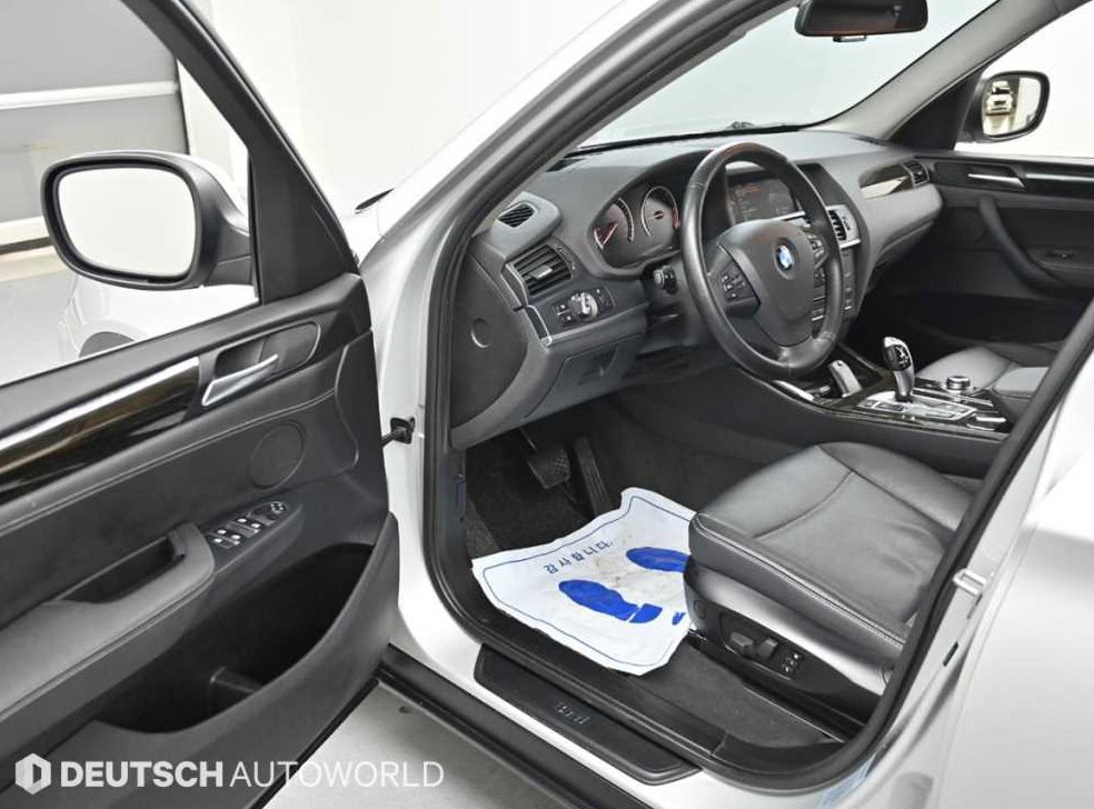 BMW X3 xDrive 20d 하이 사진 11