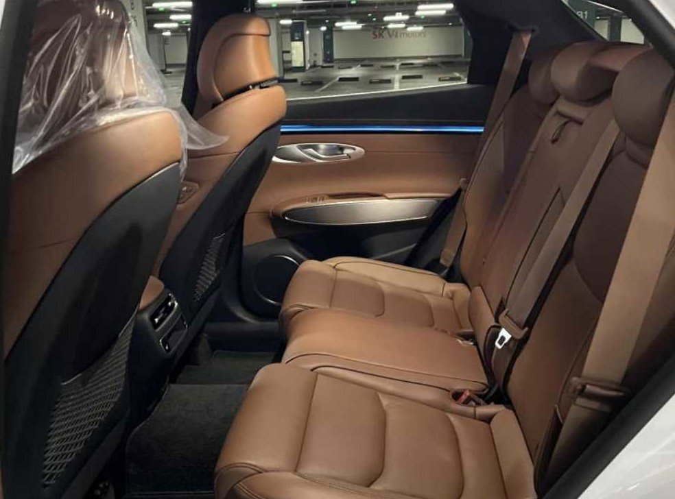 제네시스 GV70 2.5T 가솔린 AWD 사진 8